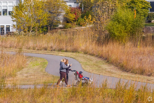 Ground yourself in nature along the Constitution Trail, easily accessible from Oakridge.