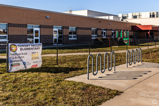 Lee's Summit primary school students can attend Sunset Valley Elementary School.