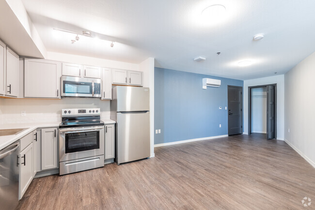 1BR, 1BA