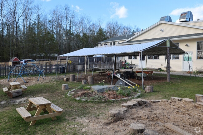 Seacoast Waldorf School offers education through grade 8 for South Eliot students,