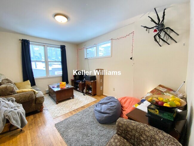 48 Hillside St unit 4, Roxbury Crossing, MA 02120 - photo 4