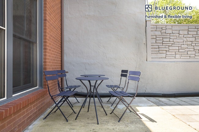 527 U St NW unit FL1-ID689, Washington, DC 20001 - photo 5