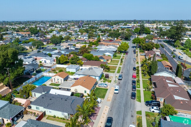 Quiet streets are typical of the Sutter neighborhood near Perry Lindsey Academy.