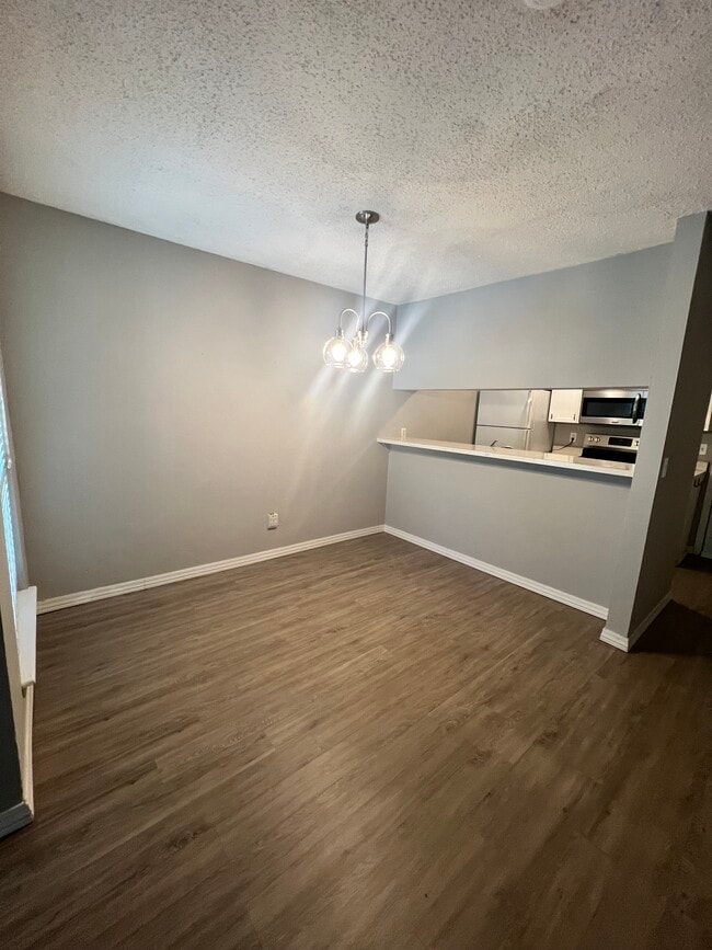 825 Red Bird Ln unit 825D, Norman, OK 73072 - photo 6