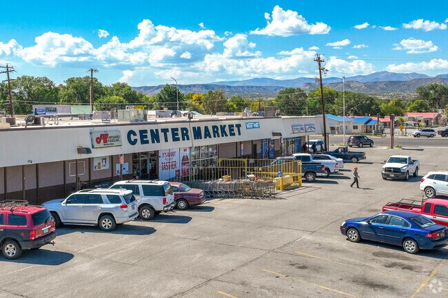 The Center Market nearby offers locally sourced produce and other groceries.