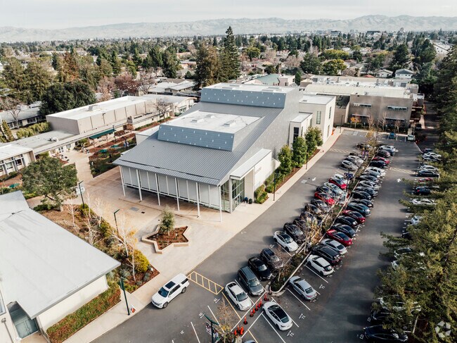 The Harker School in San Jose blends innovation with tradition for all students.