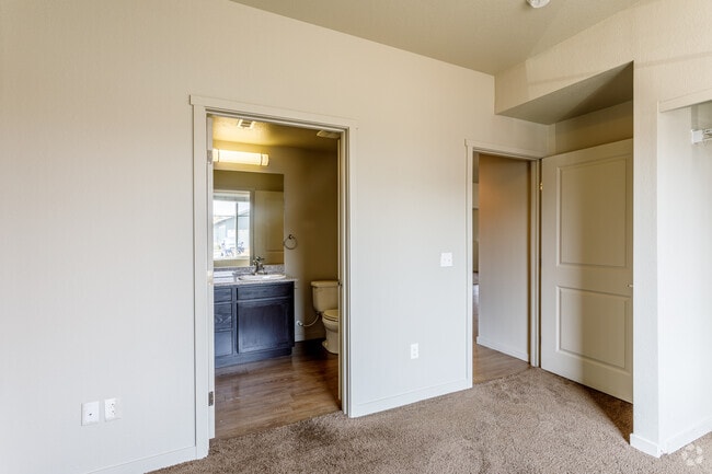 Legend Flats, Evans, CO 80620 - photo 4