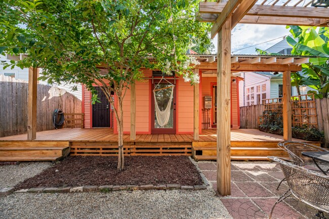 2826 Banks St unit 1, New Orleans, LA 70119 - photo 4