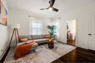 48 School St Unit 1, Salem, MA 01970