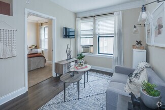 5500 S Shore Dr, Chicago, IL 60637