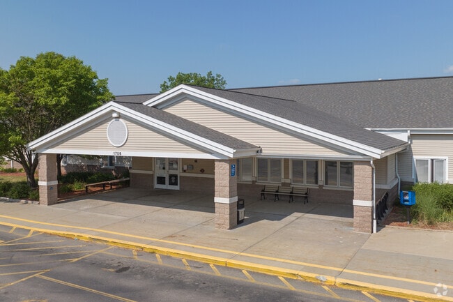 Knapp Charter Academy educates children in grades Kindergarten through 8th.