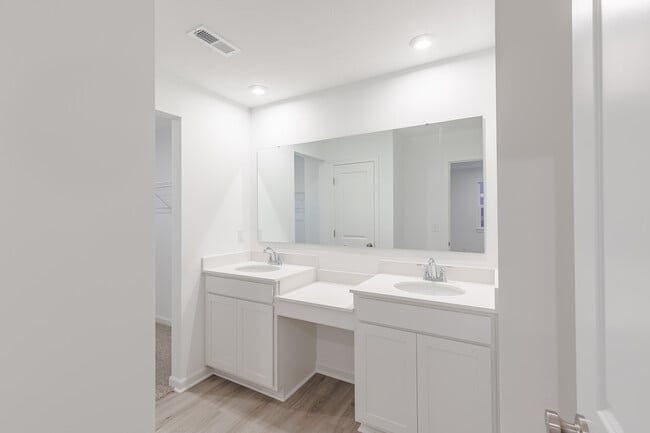 9299 Loyola Way, Plainfield, IN 46168 - photo 5