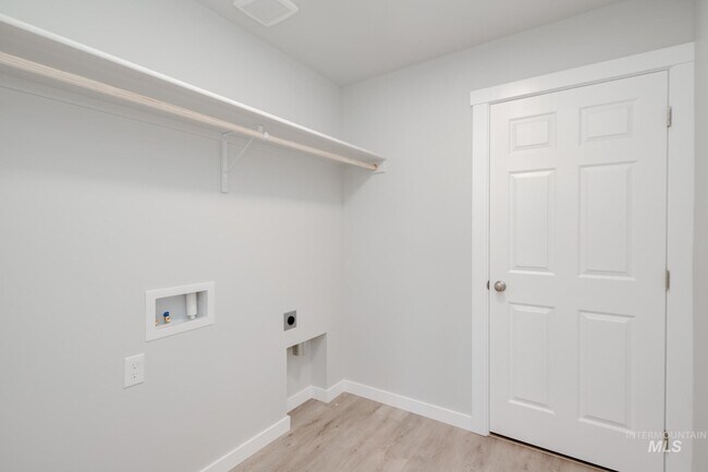 5200 S Big Jacks Ave, Nampa, ID 83686 - photo 7