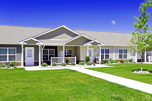 Redwood Wolverine Lake, Commerce Township, MI 48390 - photo 6