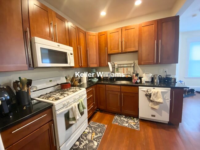 6 Oswald St unit 1, Roxbury Crossing, MA 02120 - photo 3