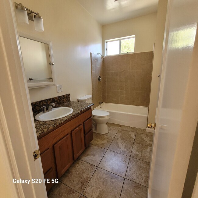 1422 Orizaba Ave unit A, Long Beach, CA 90804 - photo 7