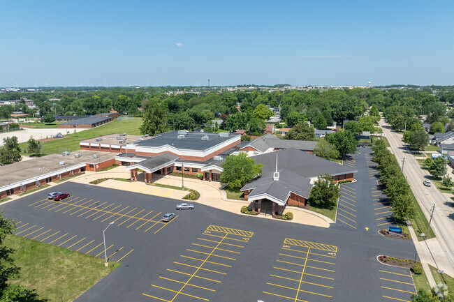 Calvary Christian Academy offers plenty of AP and Honors courses.