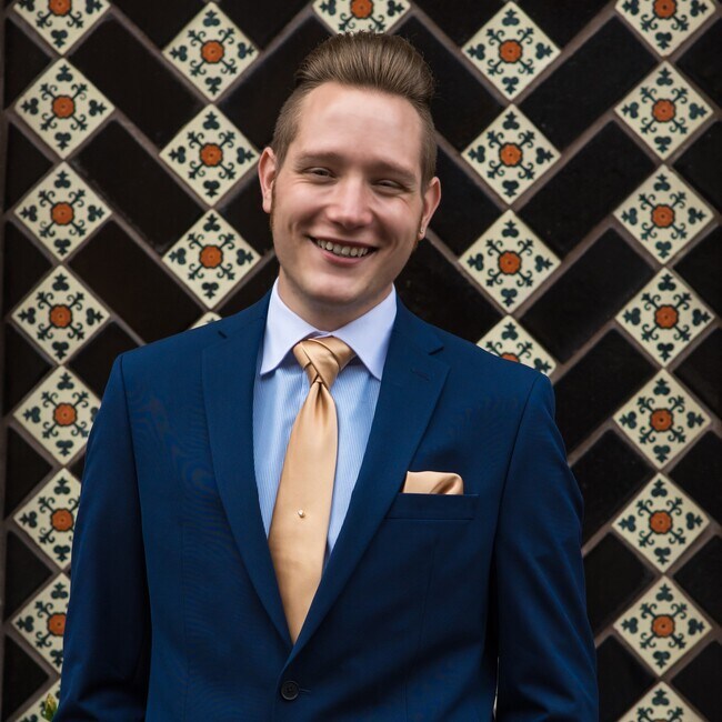 Agent Photo