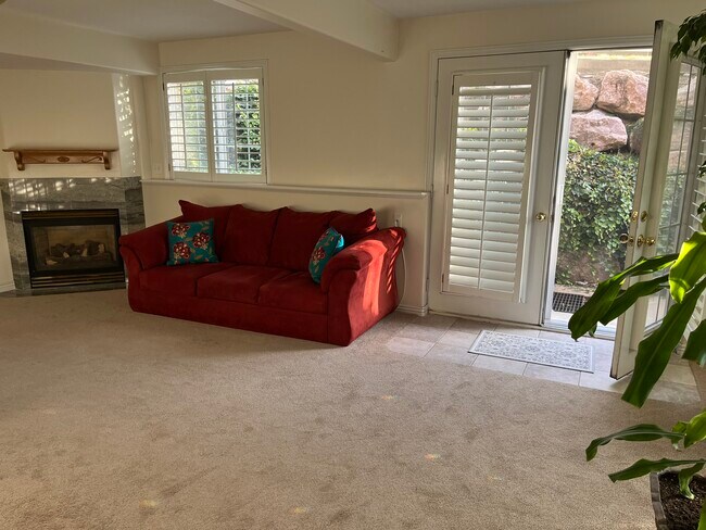 1126 Heather Cir unit 1126 Heather Cir B, Farmington, UT 84025 - photo 3