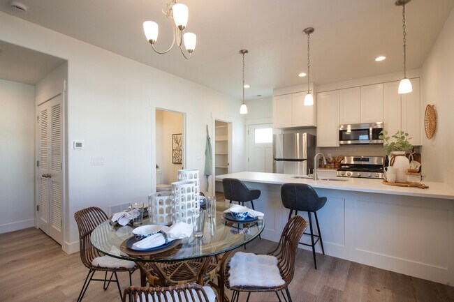 Verde Commons Apartments, Colorado Springs, CO 80910 - photo 3