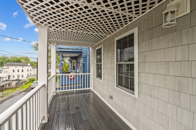 11 Siegel St unit 2, Bristol, RI 02809 - photo 7