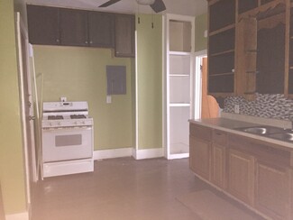 314 1st Ave Unit 2, Clinton, IA 52732
