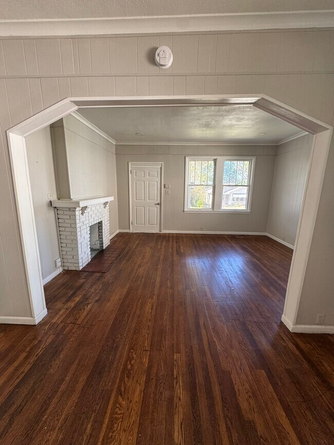 7123 3rd Ave S, Birmingham, AL 35206 - photo 2