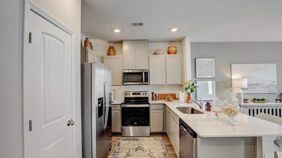 2113 Widgeon Point, Lebanon, TN 37090 - photo 1