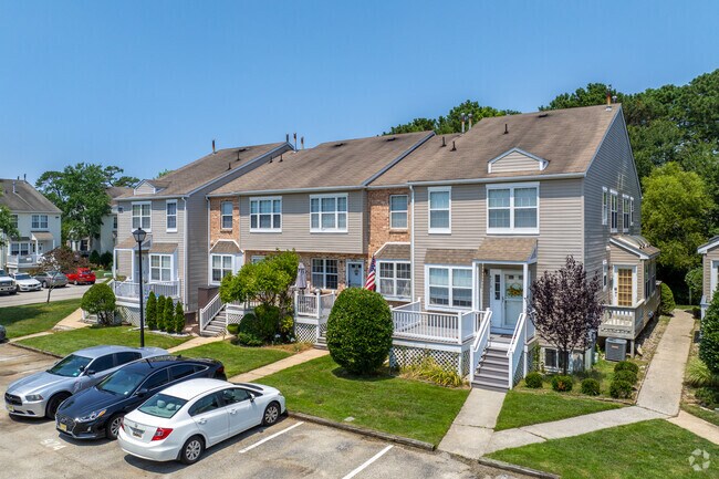 Newer build townhomes are a popular options for buyers in McKee City.