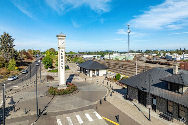 Albany Amtrak Station is a great place to catch a bus or train.