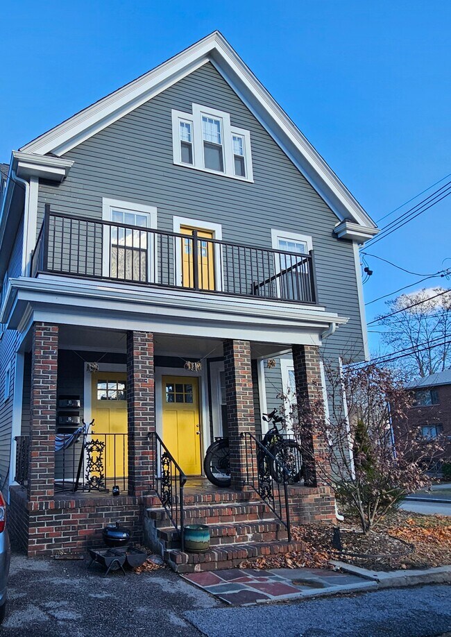 1 Laurel St, Arlington, MA 02476