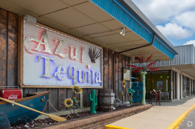 Azul Tequila serves up authentic Mexican cuisine to visitors of Saint Joseph.