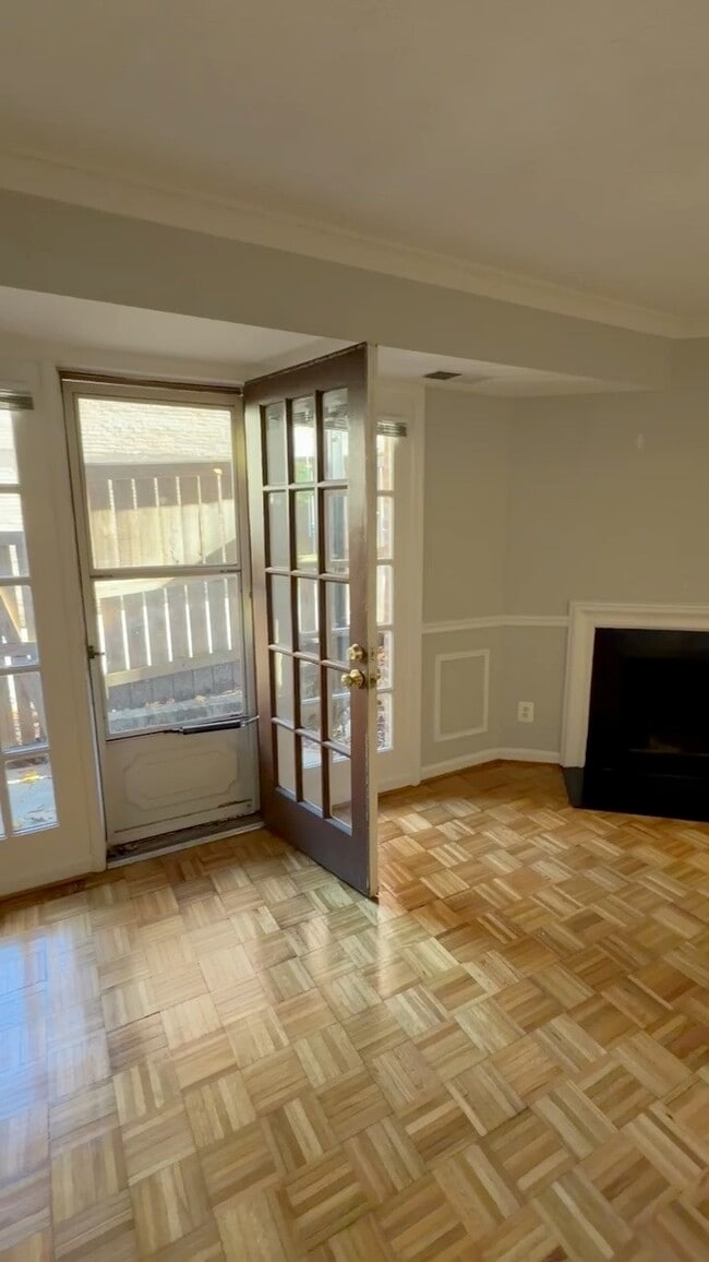 5403 Connecticut Ave NW unit A, Washington, DC 20015 - photo 6