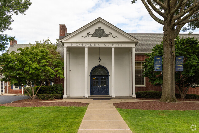 Ho-Ho-Kus Elementary School