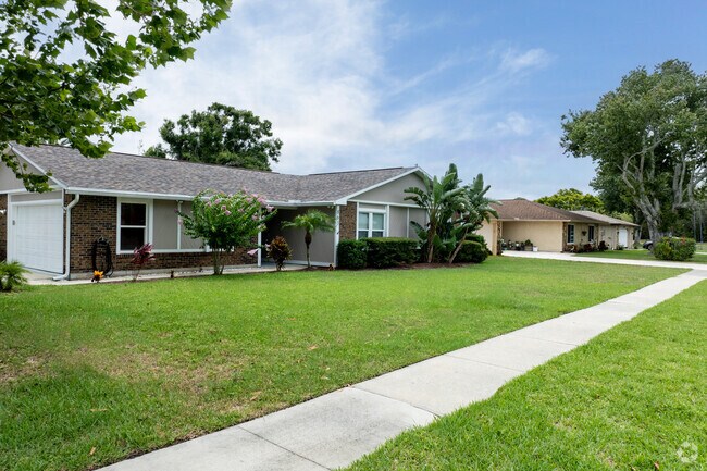Many ranch style homes can be found along the streets of Countryside.