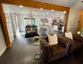 104 SE 12th St Unit ID1241315P, Bentonville, AR 72712