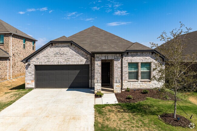 Traditional brick homes in Lake Dallas are mostly single-family homes and have a brick exterior.