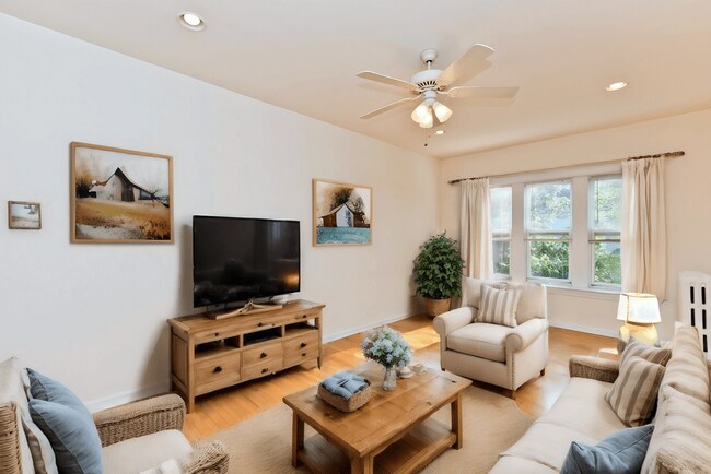 Harry Frank Building - 1938 W Lawrence Ave, Chicago, IL 60640 - photo 5