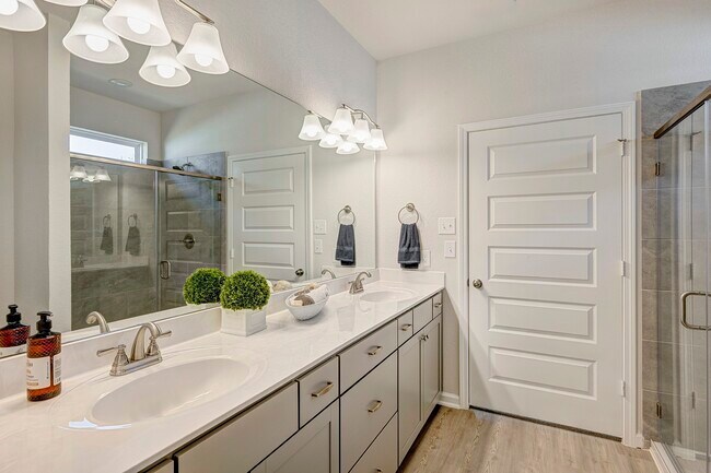 9738 Enclave Ridge Rd, Willis, TX 77318 - photo 6