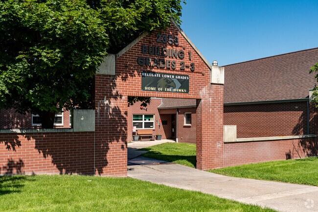 Hellgate Elementary Lower Grades creates a nurturing and inclusive environment.