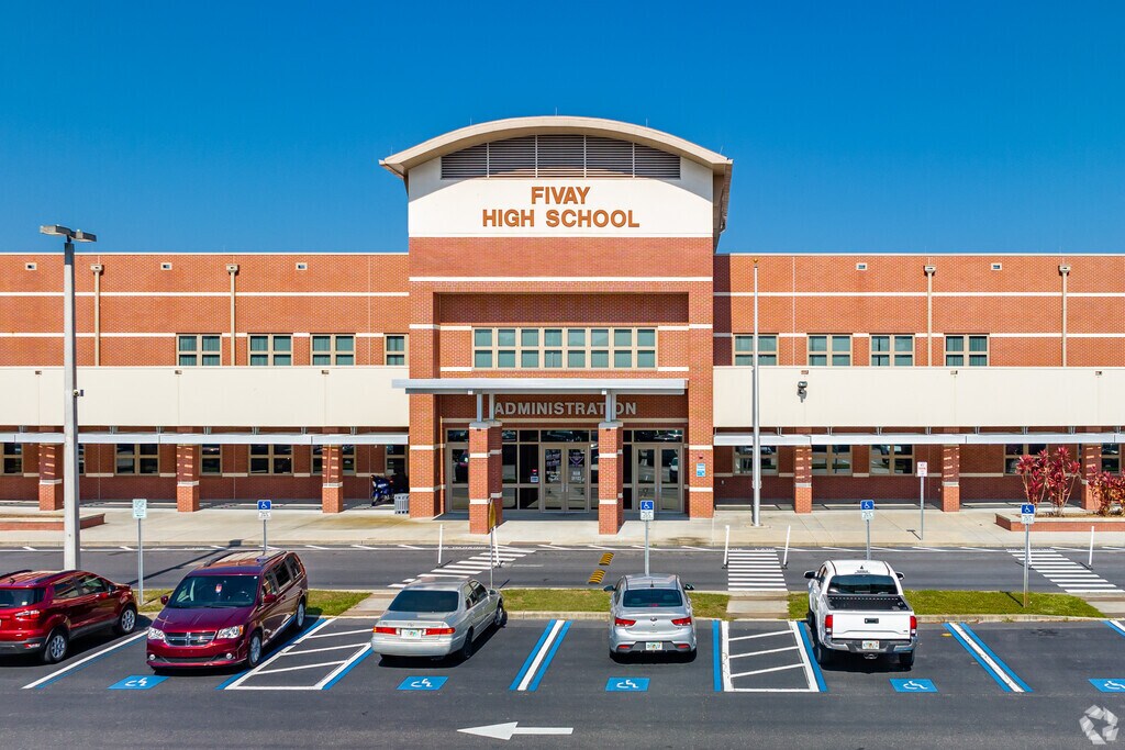 Fivay High School in Bayonet Point has 1,610 students in grades 9-12