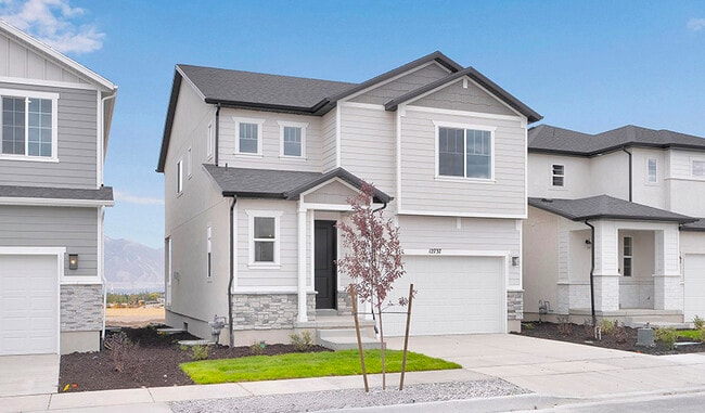 12737 S Glacier Trail Ln, Herriman, UT 84096 - photo 2