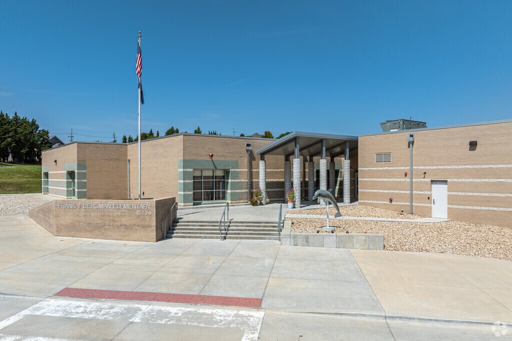 At Frank V Bergman Elementary, 46% of students scored at or above the proficient level for math.