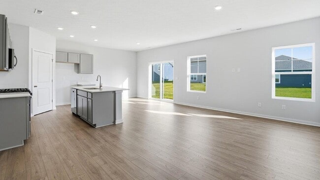 511 Darliene Dr, Plain City, OH 43064 - photo 6