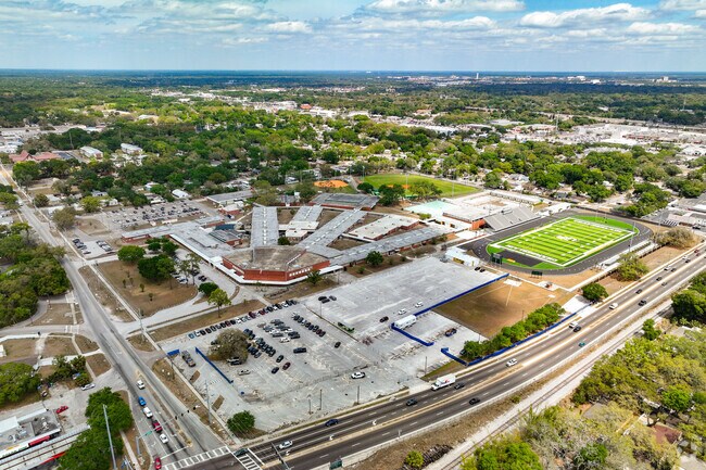 Chamberlin High School serves students from 9th through 12th grade near Lowry Park.
