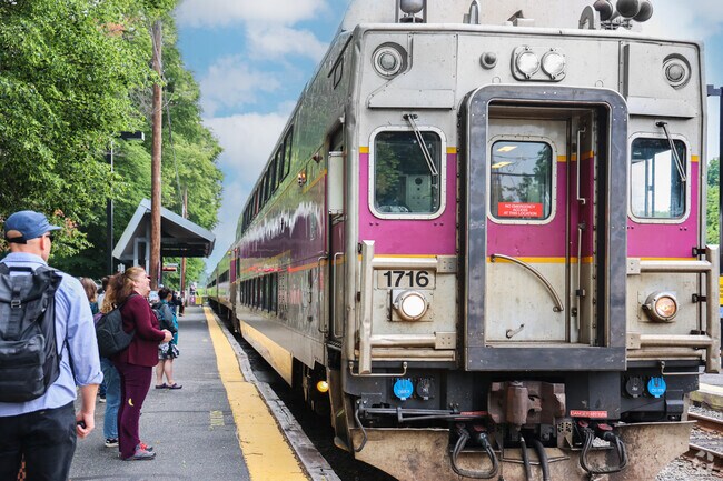 The Montserrat train station offers Beverly commuters quick and convenient access to Boston, making it ideal for daily travel.
