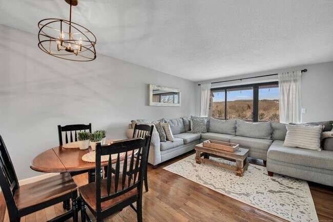 157 Beacon Hill Common, Beacon Falls, CT 06403 - photo 5