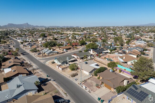Casas Adobes is a typical mid-century Tucson city with no HOA.