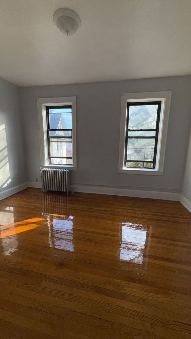 Hill Manor - Renovated Apartments Near Train Station, Bloomfield, NJ 07003 - photo 7