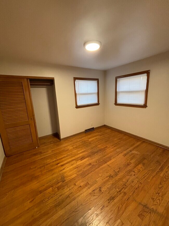 9101 W Morgan Ave unit 1, Milwaukee, WI 53228 - photo 7